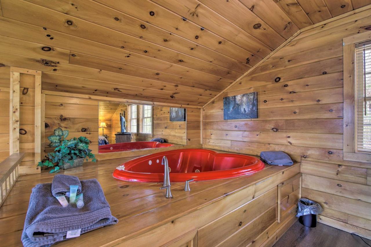 Gatlinburg Cabin With Pool Table And Hot Tub! Exteriér fotografie