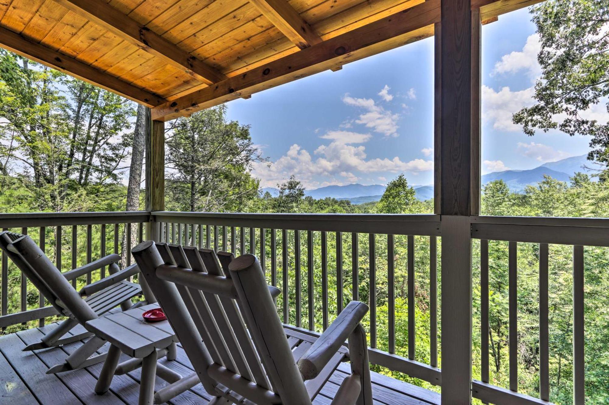 Gatlinburg Cabin With Pool Table And Hot Tub! Exteriér fotografie